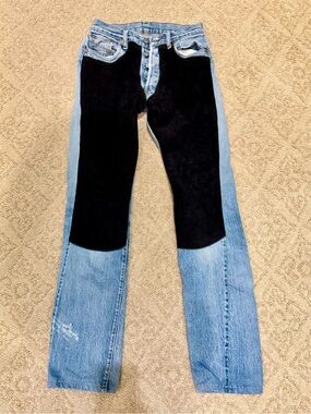 Sexy Two-Tone Denim Levi Jeans with Black Suede Panel